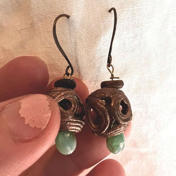 Peruvian Opal and African metal bead - Picture 4 of 4